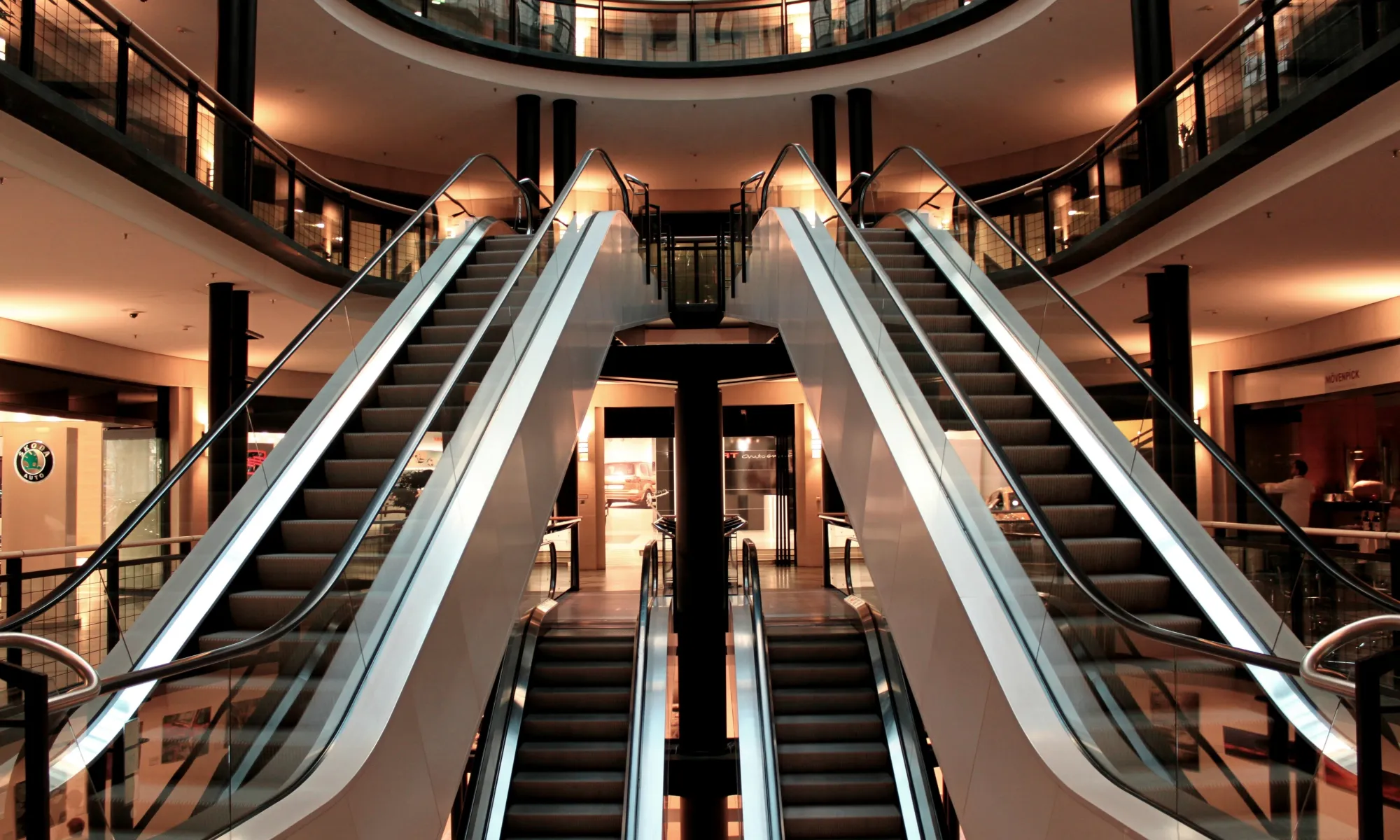 Luxury Shopping in Riyadh- Where to Find High-End Brands and Designer Goods